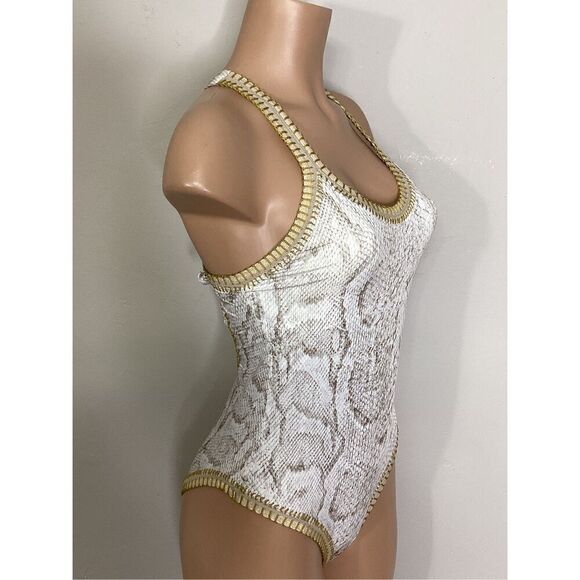 New. PQ snakeskin one piece. Medium . Retails $168 - Picture 4 of 11